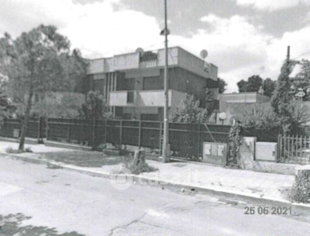 Villetta a schiera in residenziale in Viale Artemisio 11