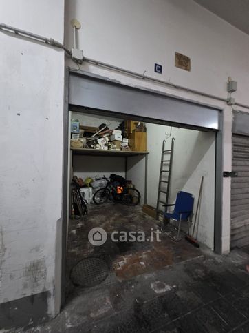 Box/posto auto in residenziale in Via Giulio Palermo 38