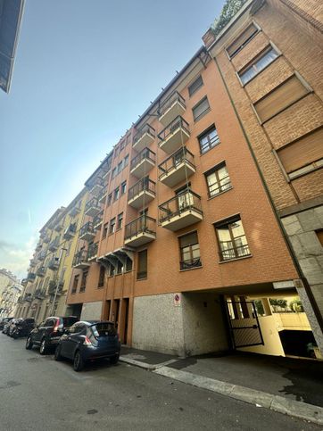 Appartamento in residenziale in Via Ugo Foscolo