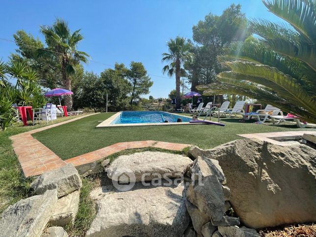 Villa in residenziale in Strada Provinciale 55