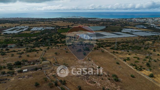 Terreno agricolo in commerciale in Strada Senza Nome 8