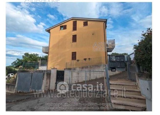 Garage/posto auto in residenziale in Via Francesco Baracca