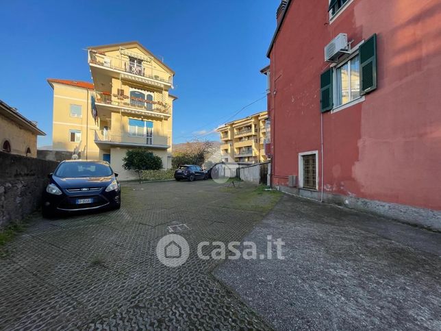 Garage/posto auto in residenziale in Via Giuseppe Garibaldi 1