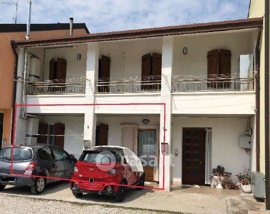 Appartamento in residenziale in Via Santi Felice e Fortunato 9