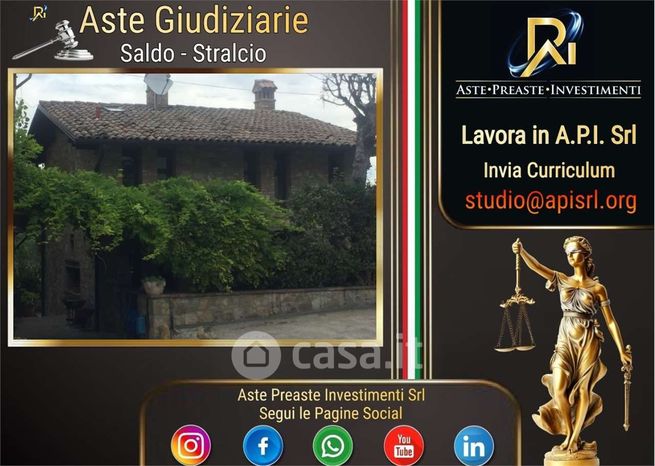 Villa in residenziale in Via Castello 313