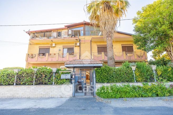 Appartamento in residenziale in Via Raffaello 24