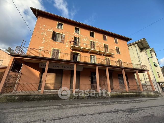 Casa indipendente in residenziale in Via Bartolomeo Sella