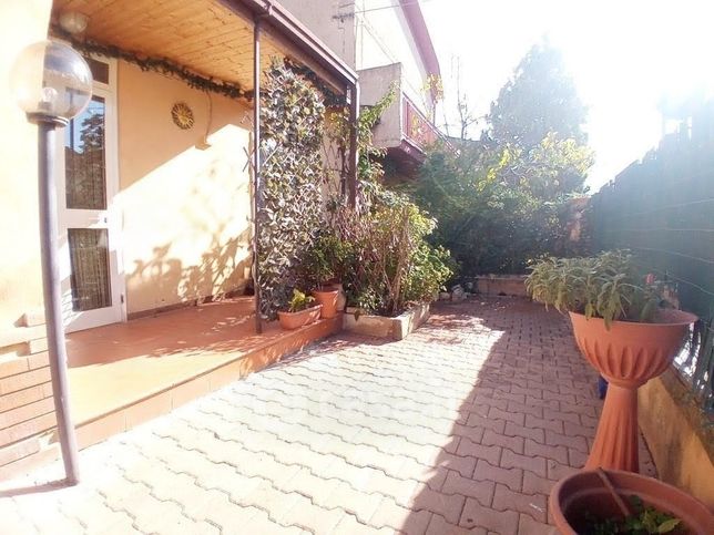 Casa indipendente in residenziale in Via degli Appennini
