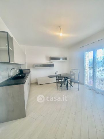 Appartamento in residenziale in Viale di Focene 292