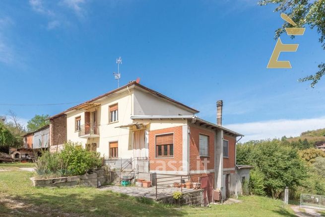 Casa indipendente in residenziale in Strada Coggiola Falamera 6