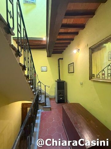 Casa indipendente in residenziale in 