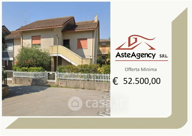 Ufficio in commerciale in Via C. Colombo 34