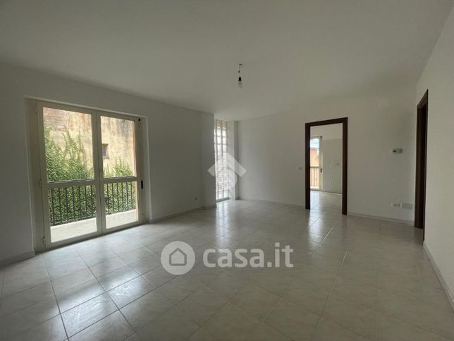 Appartamento in residenziale in Via dei Volsci 111