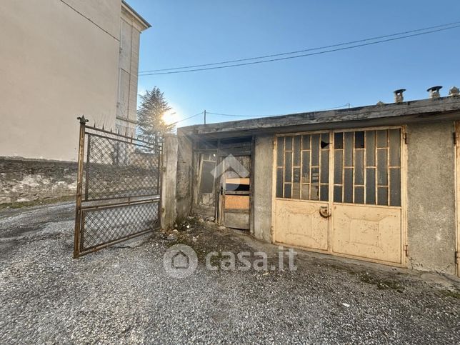 Garage/posto auto in residenziale in Via Roma