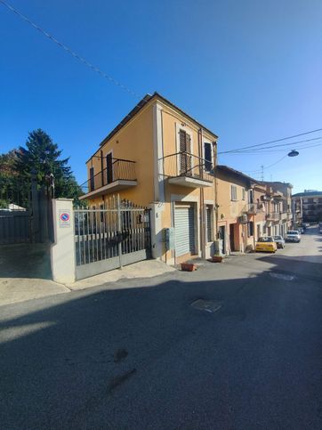 Appartamento in residenziale in Via Lombardia