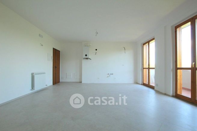 Appartamento in residenziale in Via Uopini