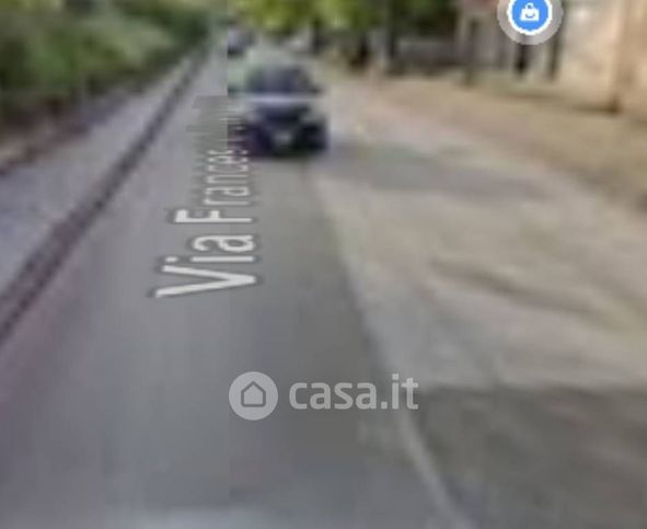 Box/posto auto in residenziale in Via Francesco Compagna 21