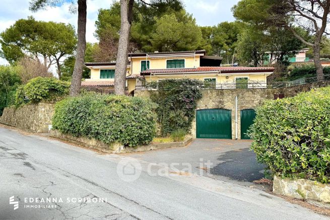Appartamento in residenziale in Via del Lampin 20