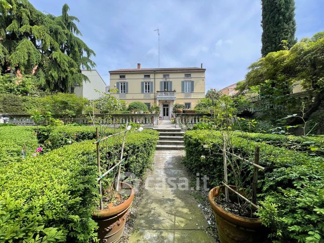 Appartamento in residenziale in Via Angelo Massarotti 39