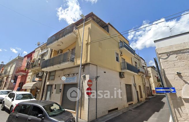 Casa indipendente in residenziale in Corso Tripoli 81