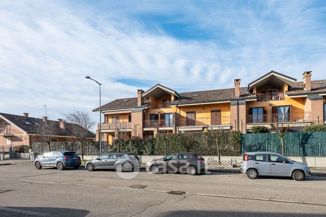 Appartamento in residenziale in Corso Platone 67