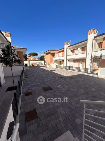 Appartamento in residenziale in Viale del Sole 38