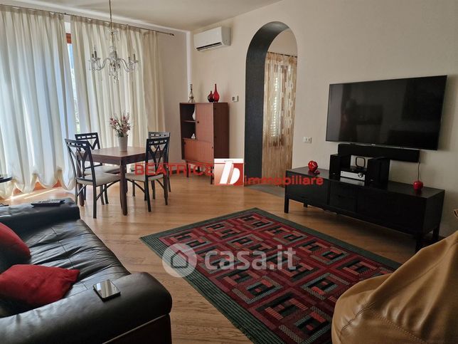 Casa bi/trifamiliare in residenziale in Via di Ponte Salissimo
