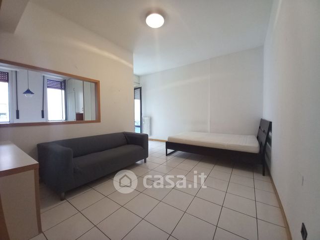 Appartamento in residenziale in Via A. Astesani 22