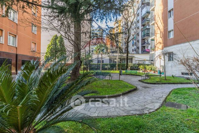 Appartamento in residenziale in Viale Fulvio Testi