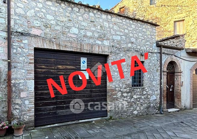 Garage/posto auto in residenziale in Via Gattamelata 95