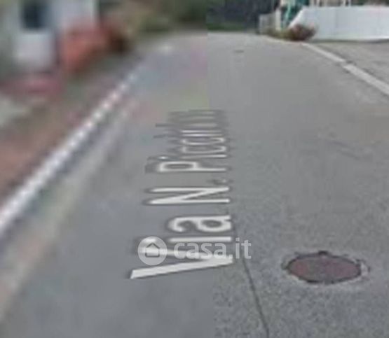 Box/posto auto in residenziale in Via N. Piccinino