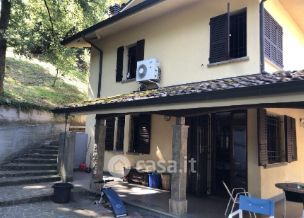 Casa indipendente in residenziale in Via San Michele 41
