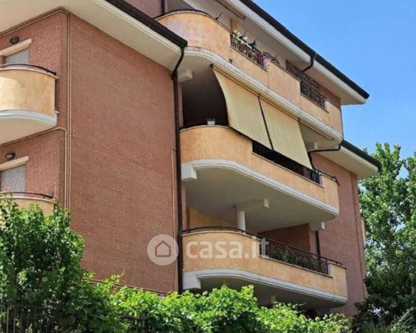 Appartamento in residenziale in Via Arzana 57