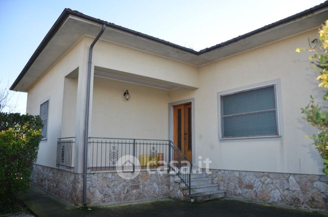 Casa indipendente in residenziale in Via Sicilia