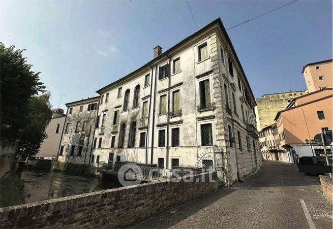 Appartamento in residenziale in Via Avogari