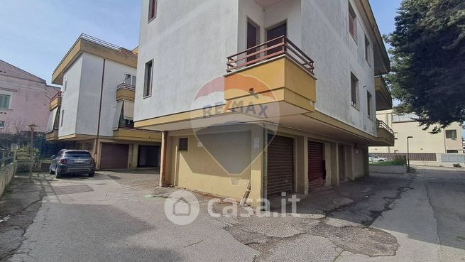 Box/posto auto in residenziale in 