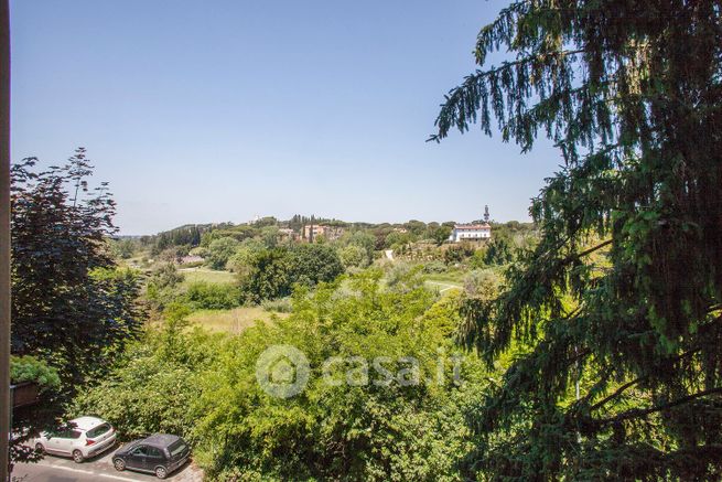 Appartamento in residenziale in Via Francesco Ferrara