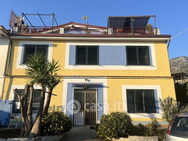 Appartamento in residenziale in Via M. la Fragola 11