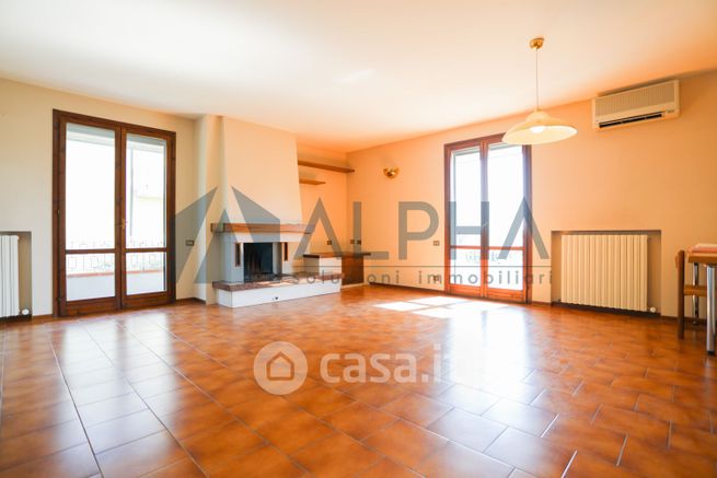 Appartamento in residenziale in Via montanara comunale