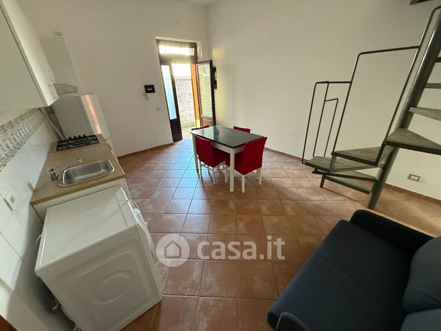 Casa indipendente in residenziale in Vicolo Giordano 4