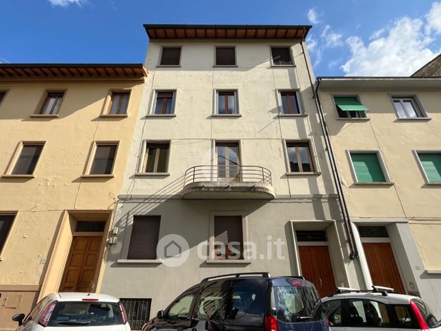 Appartamento in residenziale in Via Castelfidardo 6