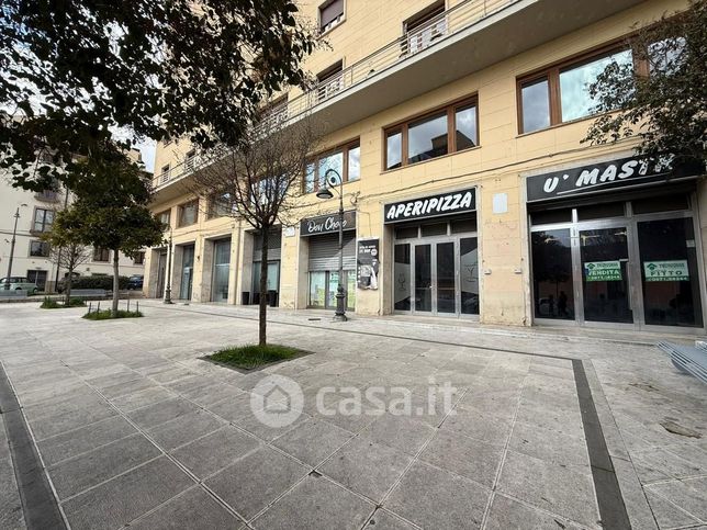 Box/posto auto in residenziale in Via del Popolo 69