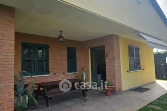 Appartamento in residenziale in Via Nino Bixio 10