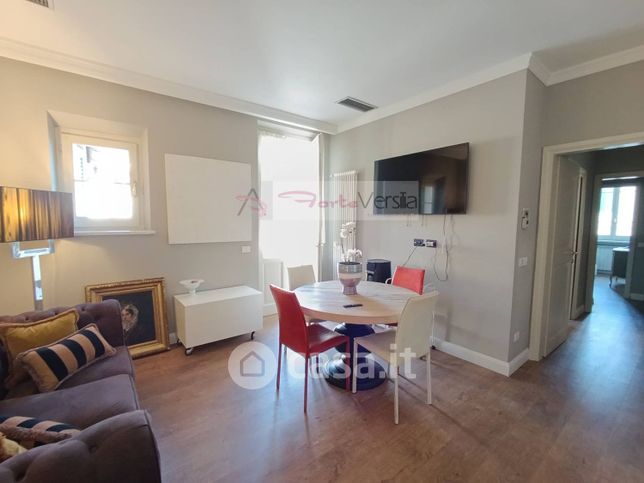Appartamento in residenziale in Via G. Carducci 7