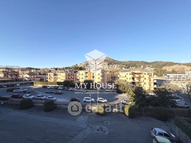 Appartamento in residenziale in Via dei Gerani 38