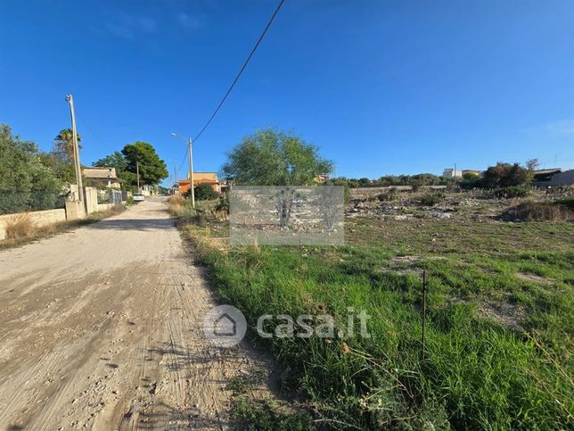 Terreno agricolo in commerciale in Via degli Ulivi 113