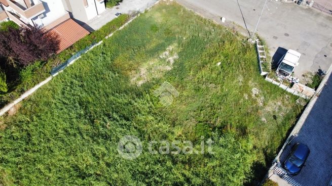 Terreno edificabile in residenziale in Via L. Landi 2