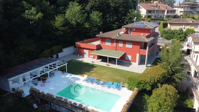 Villa in residenziale in Via del Monte Di Cerviano 53