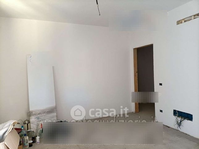 Appartamento in residenziale in Via Valdera Pontedera 86