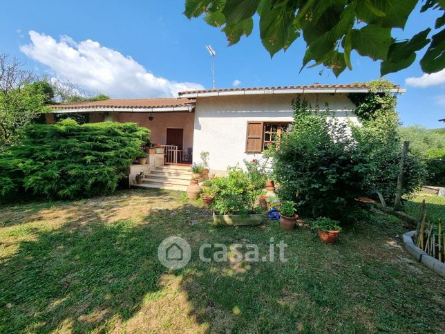 Villetta a schiera in residenziale in Via Casa Molinara